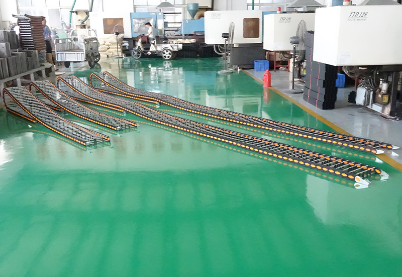 TLZ系列承重超长型拖链（100系列）